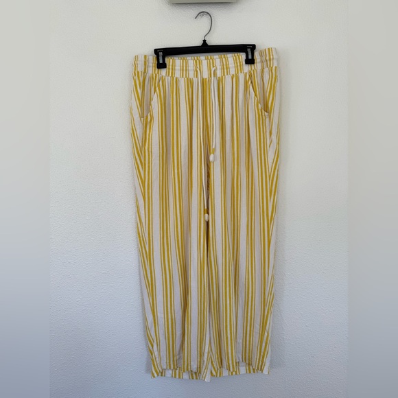 Torrid Wide Leg Linen High-Rise Pants - Picture 3 of 7